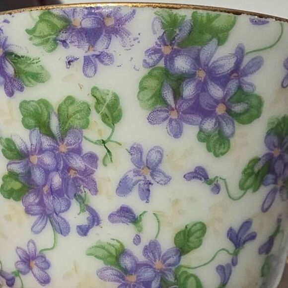 Purple Violets Teacup and Saucer Vintage - Picture 3 of 8